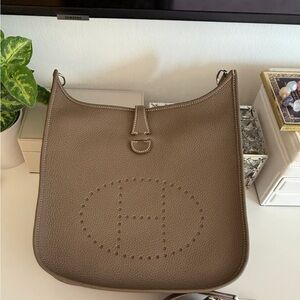 Hermes Evelyn 29 Crossbody Bag